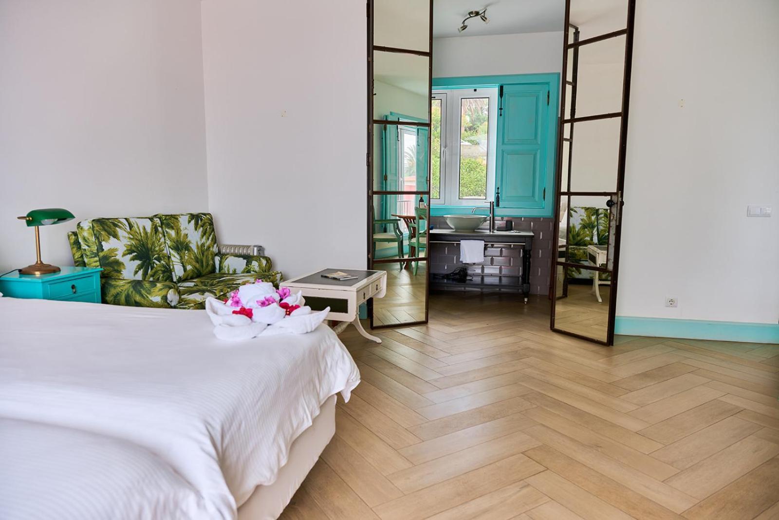 Inn & Art Madeira Caniço Εξωτερικό φωτογραφία