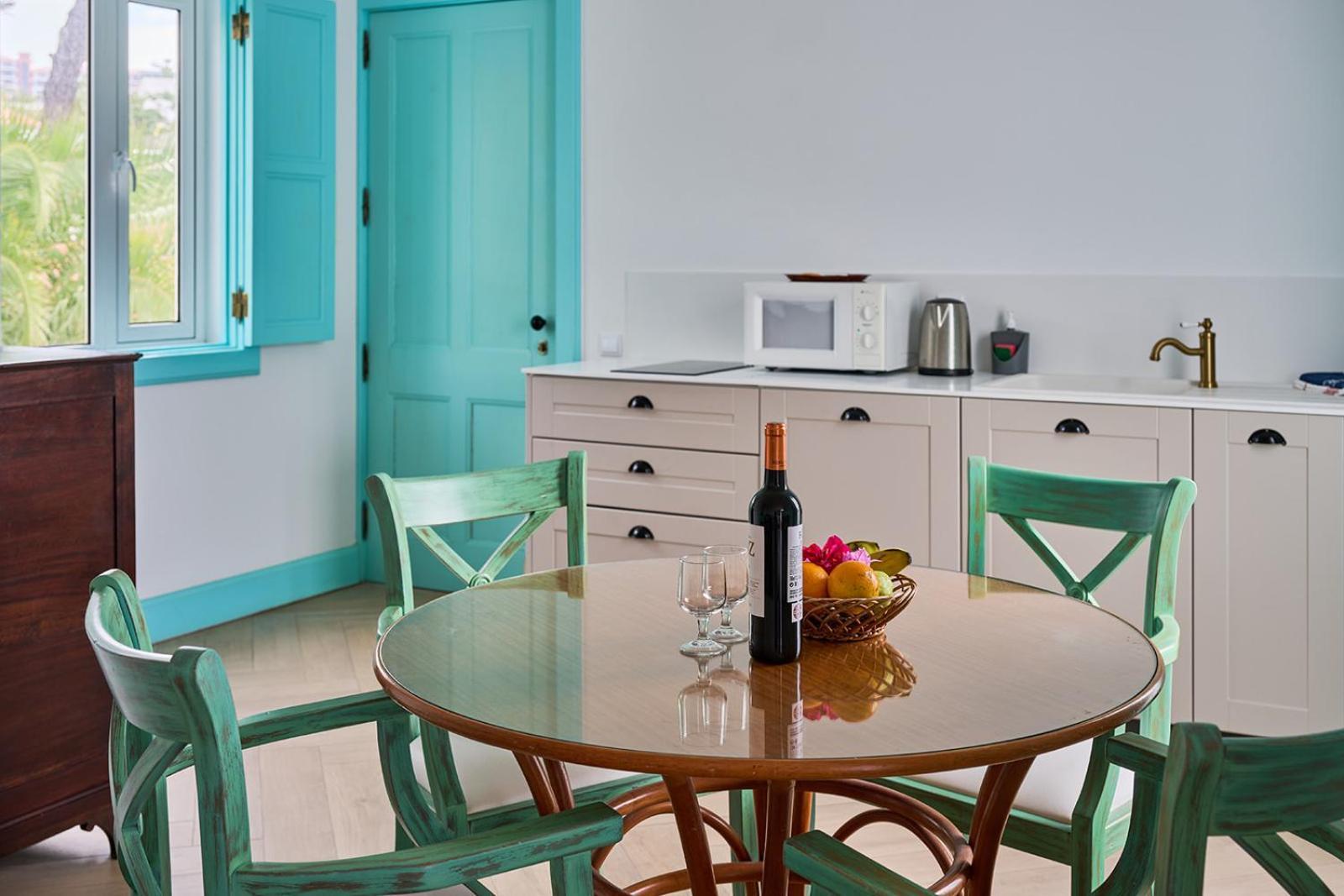 Inn & Art Madeira Caniço Εξωτερικό φωτογραφία