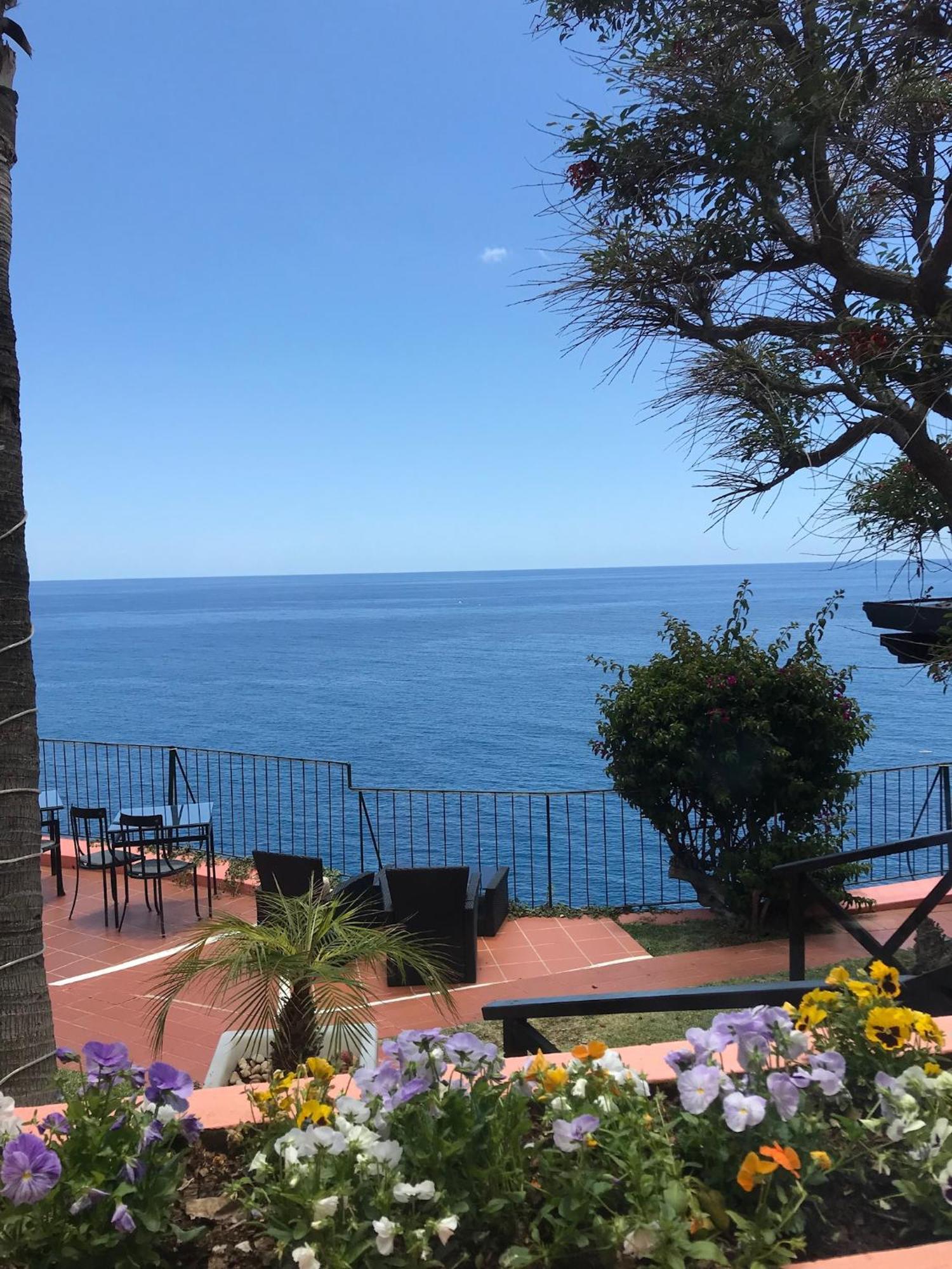 Inn & Art Madeira Caniço Εξωτερικό φωτογραφία