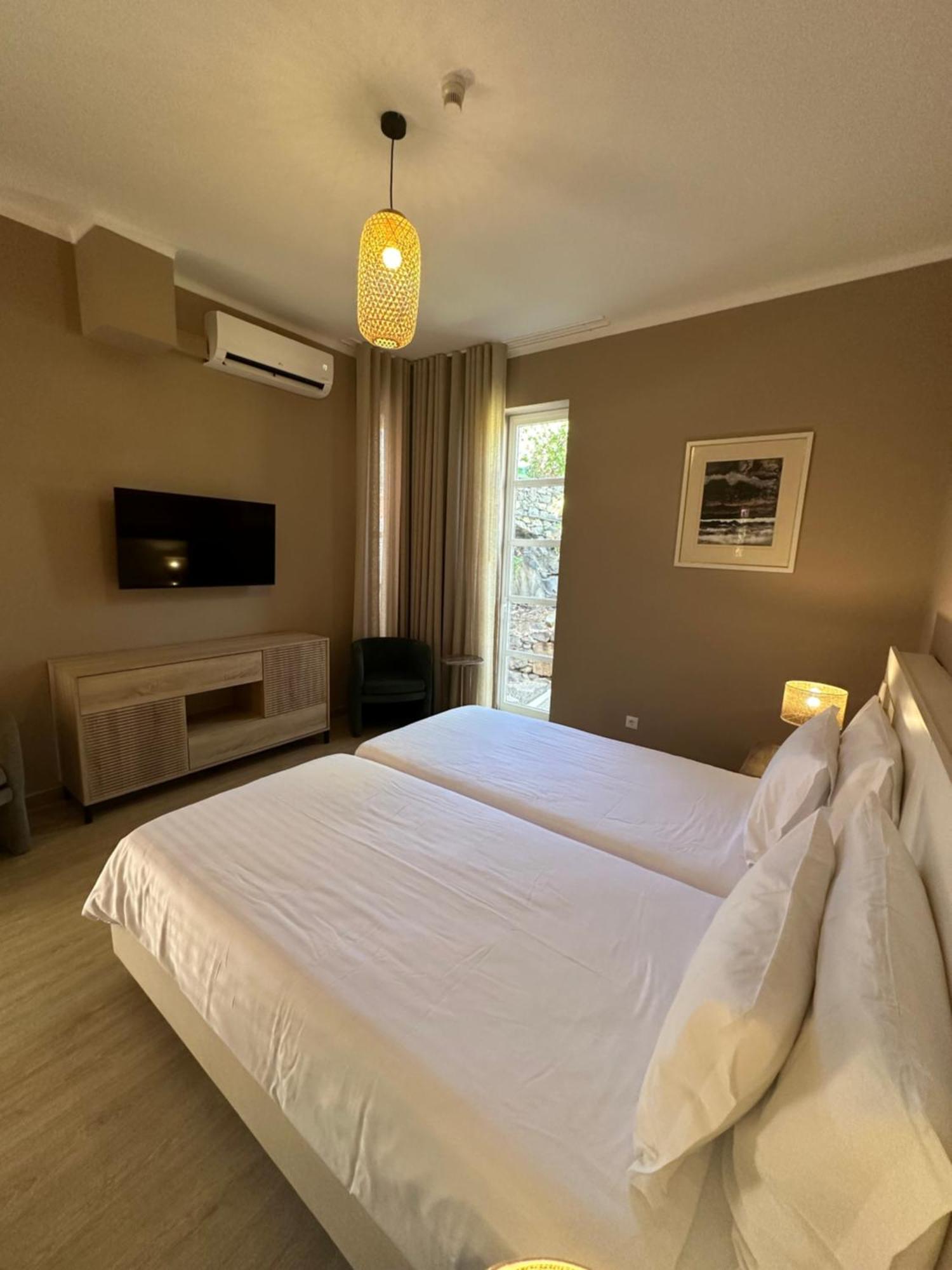 Inn & Art Madeira Caniço Εξωτερικό φωτογραφία